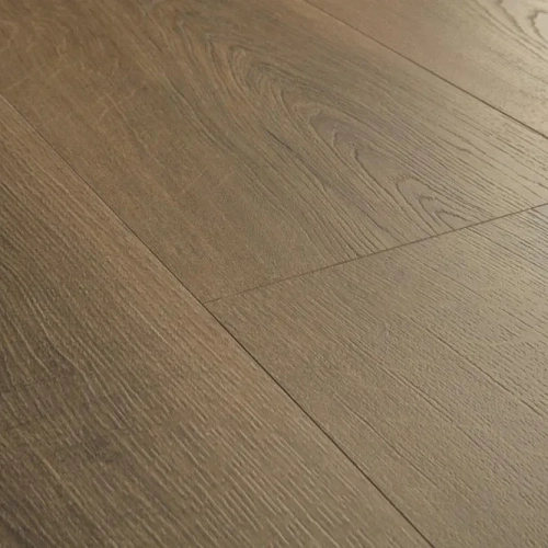 ДУБ ТЁПЛЫЙ КОРИЧНЕВЫЙ ЛАМИНАТ  QUICK-STEP  CLASSIC PLUS HУDRO ламинат для пола